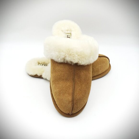 UGG Australia Cozy Genuine Shearling Cuff Scuff Slippers In Chestnut Color Sz 8M - Picture 1 of 7